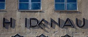 In Heidenau läuft eine Menge schief - nicht nur am Bahnhof