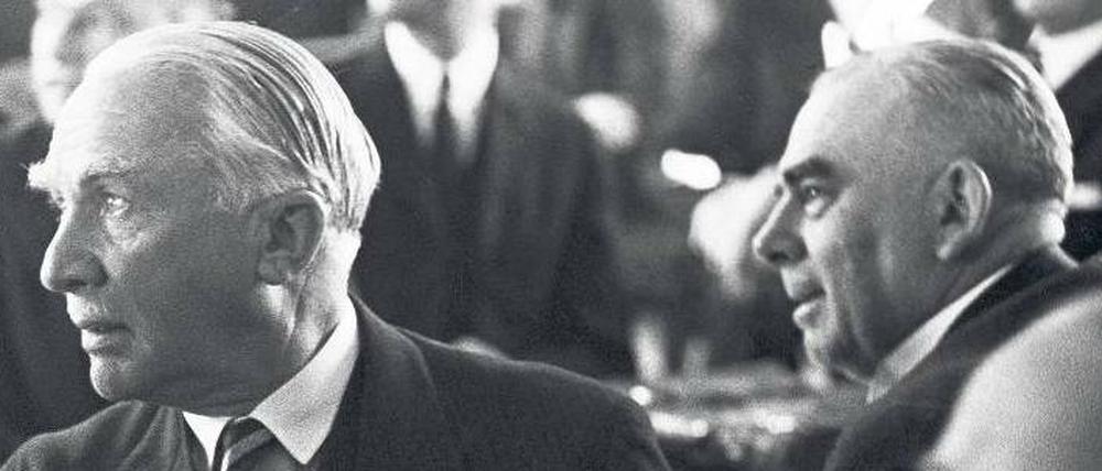 Der Norweger Michael Hansson (links), Chef eines Unterkomitees auf der Flüchtlingskonferenz von Evian.