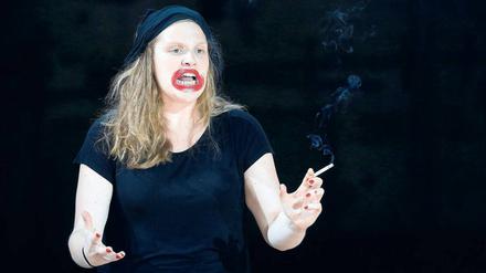  deSchauspielerin des Jahres im Stück des Jahres des Theaters des Jahres. Stefanie Reinsperger in „Die lächerliche Finsternisnr Wiener Burg. 
