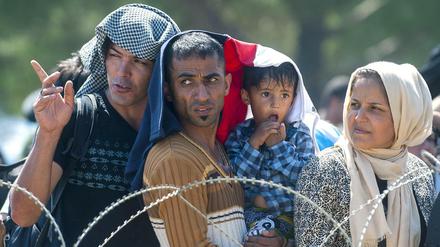 Zu allem entschlossen. Auch Zäune werden die verzweifelten Flüchtlinge nicht aufhalten. 