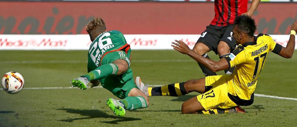 Auch das noch. Pierre-Emerick Aubameyang trifft in der Nachspielzeit zum 4:0.