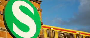 Der S-Bahn-Ring ist im Westen gesperrt, auf zahlreichen anderen Strecken muss man ebenfalls auf den Schienenersatzverkehr umsteigen.