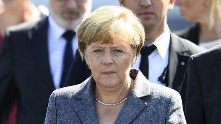 Angela Merkel bei ihrem Besuch in Heidenau am Mittwoch. 