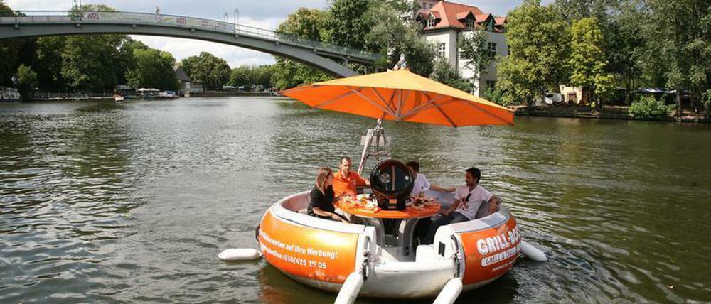 So sieht ein nicht versenktes Grillboot aus.