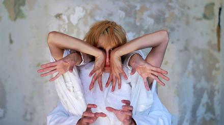 Tanzperformance: BodieSLANGuage