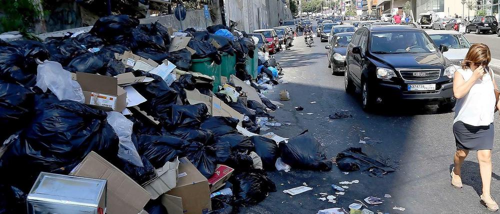 Müllberge überall: Es stinkt in Beirut