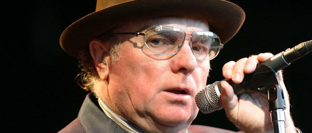 Van Morrison bei einem Konzert in Freiburg.