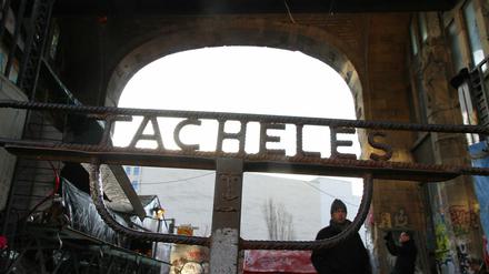 Die Bebauung des ehemaligen Geländes des Künstlerhaus Tacheles rückt näher. 