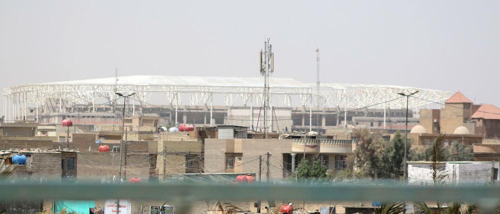 Die Baustelle eines Fußballstadions in Bagdad. Hier hatten die 14 türkischen Arbeiter ihr Geld verdient, bis sie entführt wurden.