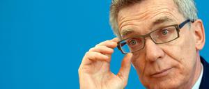 Bundesinnenminister Thomas de Maiziere (CDU) stellt sich am 30.08.2015 in Berlin in der Bundespressekonferenz den Fragen der Bürger. 