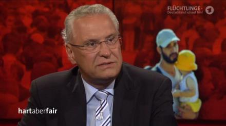In den Fettnapf getreten. Bayerns Innenminister Joachim Herrmann nannte Roberto Blanco "einen wunderbaren Neger, der den meisten Deutschen wunderbar gefallen hat".