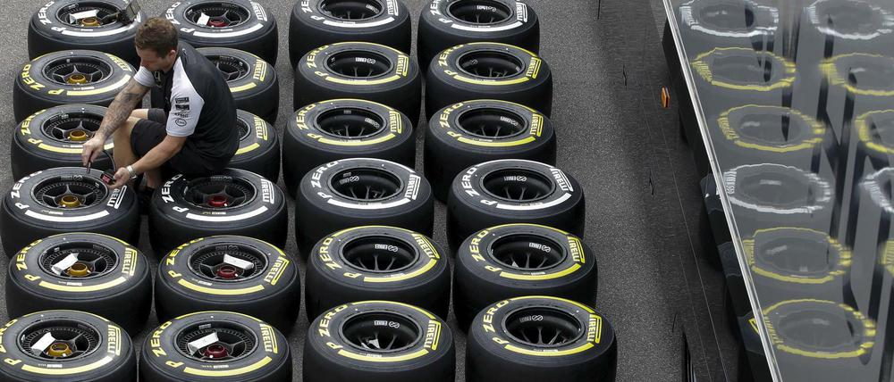 Der Reifenhersteller Pirelli wird derzeit scharf kritisiert. Nun wird über neue Sicherheitskonzepte nachgedacht.