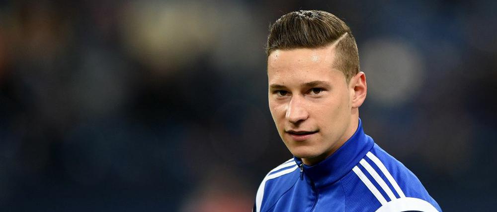 Doppel-D. An Weltmeister Julian Draxler bestätigten die Wolfsburger ihr Interesse, Bayerns Dante wurde bereits verpflichtet.