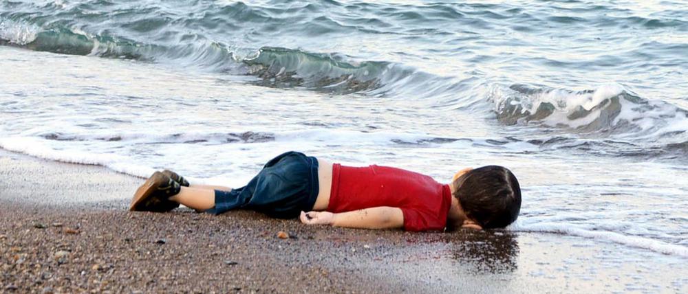 Der dreijährige Aylan Kurdi starb auf der Flucht mit seiner Familie im Mittelmeer.