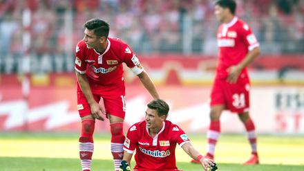 Wo bleibt Hilfe? Der 1. FC Union um Kapitän Damir Kreilach (l.) und der verletzt ausgewechselte Maximilian Thiel ließen gegen Leipzig mal wieder zwei Punkte liegen.