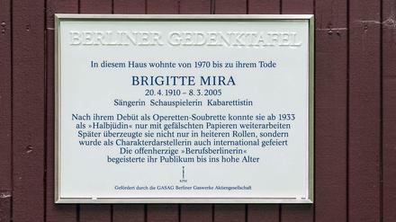 Die neue Gedenktafel an der Koenigsallee 83.