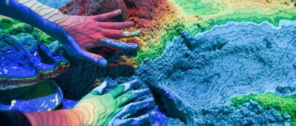 Sandkasten für Hobby-Topografen: die "Augmented Reality Sandbox" im Game Science Center.