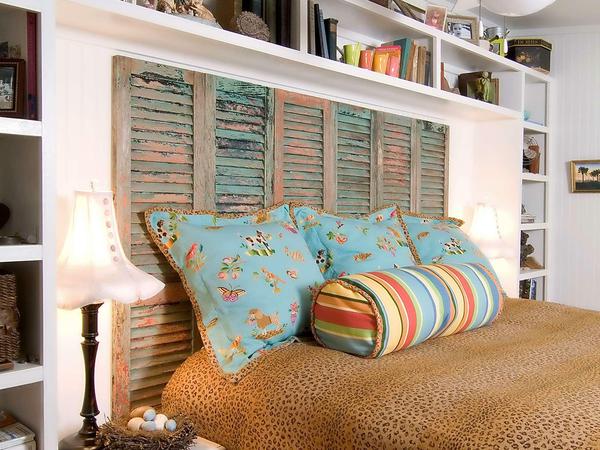 20, 30 Cottages auf Tybee Island tragen Coslicks Handschrift.