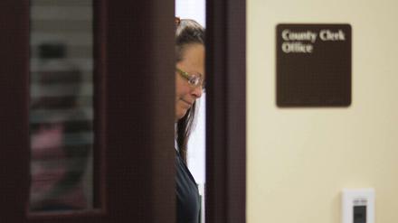 Kim Davis wurde verhaftete, weil sie sich weigerte gleichgeschlechtliche Paare in Kentucky zu trauen.