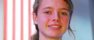 Erst in Peking, dann in London, dann in Berlin: Auch in der US-Wahlnacht war Joanna Bartlett für den Tagesspiegel aktiv. Da gab sie Interviews fürs Frühstücksfernsehen vom ZDF in der Telekom-Repräsentanz in Mitte. Die Paralympics-Zeitungs-Schüler lernen auch, repräsentative Termine wahrzunehmen.