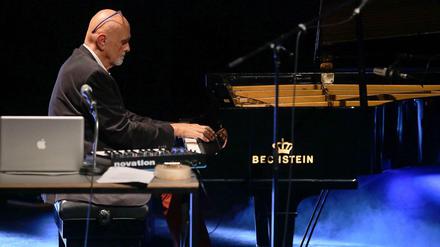 Hans-Joachim Roedelius im Haus der Kulturen der Welt.