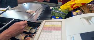 Am Sonntag bleibt die Kasse zu. Die IHK Berlin fragt, ob das noch zeitgemäß ist.