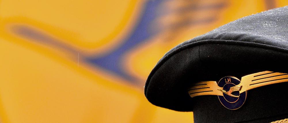 Die Mütze bleibt zu Hause: Am Dienstag wollen die Lufthansa-Piloten erneut streiken.