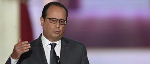 Hollande schloss den Einsatz von Bodentruppen im Kampf gegen den IS aus. 