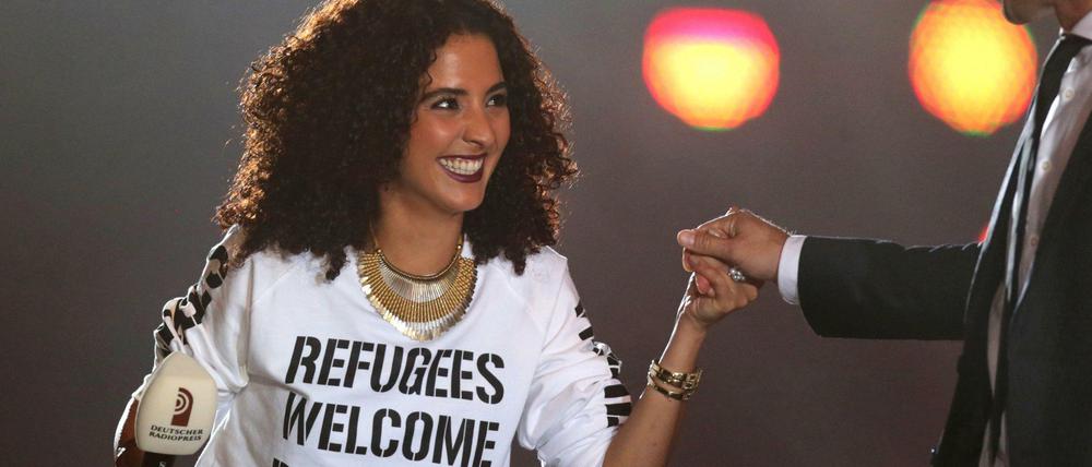 Deutscher Radiopreis: Die Moderatorin Siham El-Maimouni freut sich über die Auszeichnung in der Kategorie "Beste Moderatorin".