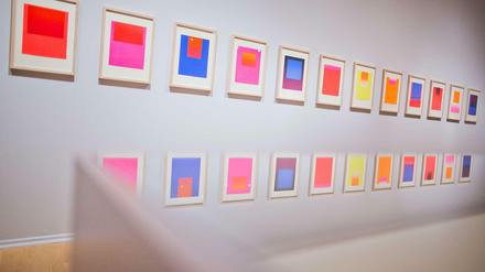 Werke von Rupprecht Geiger in einer Ausstellung in Düsseldorf.