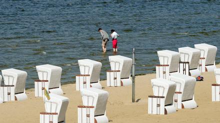Das Strandbad Wannsee ist auch unter 25 Grad gut genießbar.