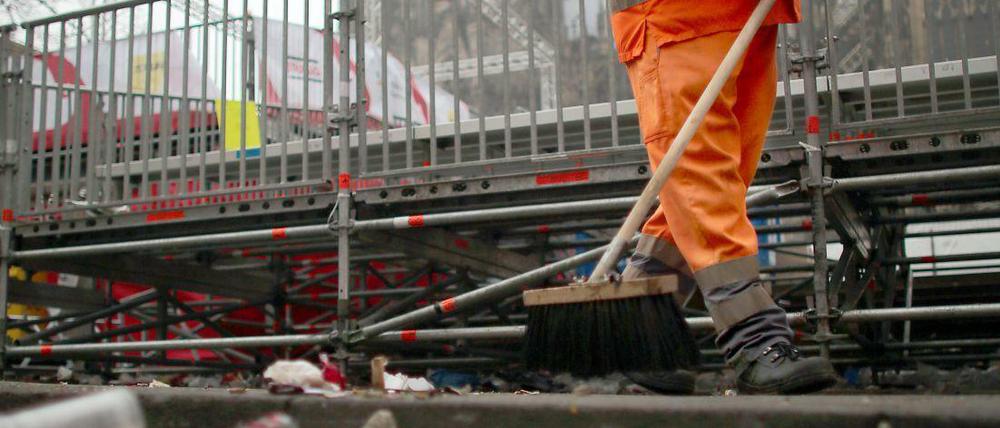 Macht einen guten Job: Das Ansehen von Müllmännern ist seit 2007 stark gestiegen.
