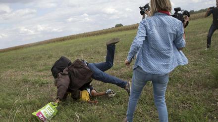 Tritt gegen Flüchtlinge: Der Vorfall vom September 2015