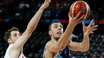 Alba-Neuzugang Elmedin Kikanovic avancierte für Bosnien-Herzegowina zum doppelten Held.