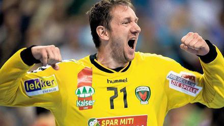 Machte sein wohl bestes Spiel im Trikot der Berliner: Torwart Petr Stochl.