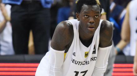 Kaum zu schultern: Dennis Schröder wird an den Glanzleistungen Nowitzkis bei vergangenen Turnieren gemessen.