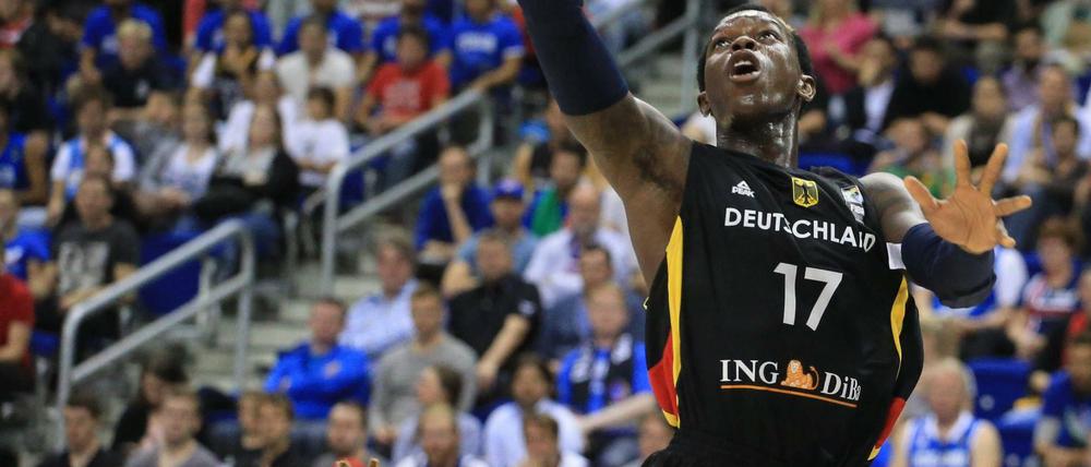Dennis Schröder beim Spiel gegen Italien.