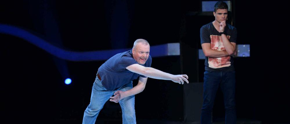 Der 37. Sieg. Am Anfang sah es so aus, als könnte Hochschullehrer Robert (rechts) Stefan Raab in der 53. Ausgabe von "Schlag den Raab" schlagen. Dann dreht der "Raabinator" auf und gewinnt souverän.