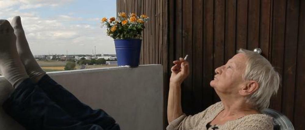 Nah dran. Szene aus Robin Humboldts Dokumentarfilm „Am Kölnberg“, der vier Bewohner eines Kölner Plattenbau-Viertels porträtiert.
