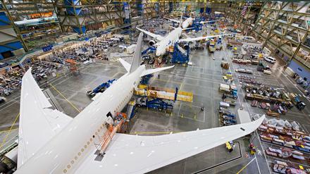 Flugzeuge vom Typ Beoing 787 Dreamliner werden in der Boeing Werft in Everett bei Seattle montiert. 
