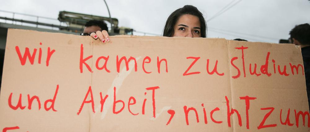 Mit dem Ansturm von Flüchtlingen wird deren Potenzial für den deutschen Arbeitsmarkt diskutiert.