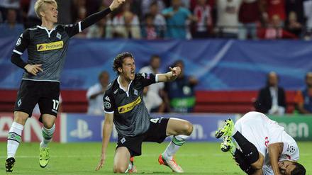 Da hilft kein Lamentieren. Es gibt mal wieder Elfmeter gegen die Borussia.