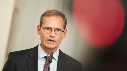 Berlins Regierender Bürgermeister Michael Müller (SPD) am Mittwoch beim Runden Tisch zur Flüchtlingshilfe.