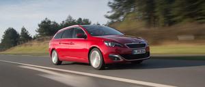 Mit dem Peugeot 308 SW haben die Franzosen ihrer Kompaktlimousine auch einen schönen Kombi zur Seite gestellt. 
