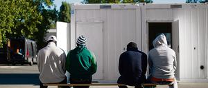 Hilfe aus Mitte. Die Flüchtlinge in Spandau werden jetzt auch von Charité-Ärzten betreut.