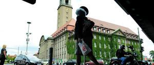 Im Spandauer Rathaus wächst die SPD-Fraktion, dann schrumpft sie wieder.