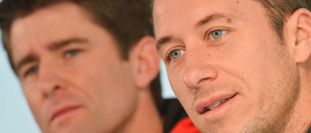 Philipp Kohlschreiber (r.) und Teamkapitän Michael Kohlmann auf der Pressekonferenz vor dem Davis-Cup-Spiel gegen die Dominikanischen Republik.
