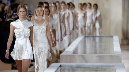 Großes Finale bei Balenciaga.