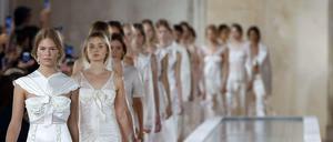 Großes Finale bei Balenciaga.