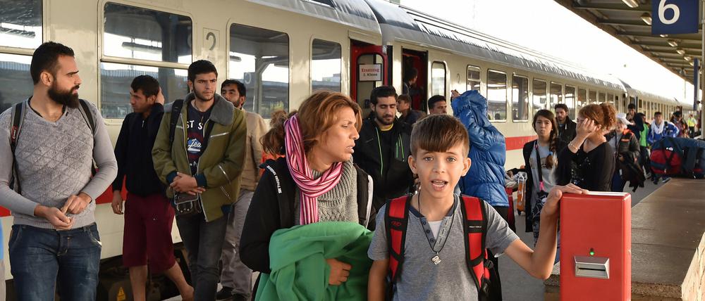 Der neue Integrationsbeauftrage hat viel zu tun. Am Dienstag kamen erneut hunderte Flüchtlinge in Berlin an.